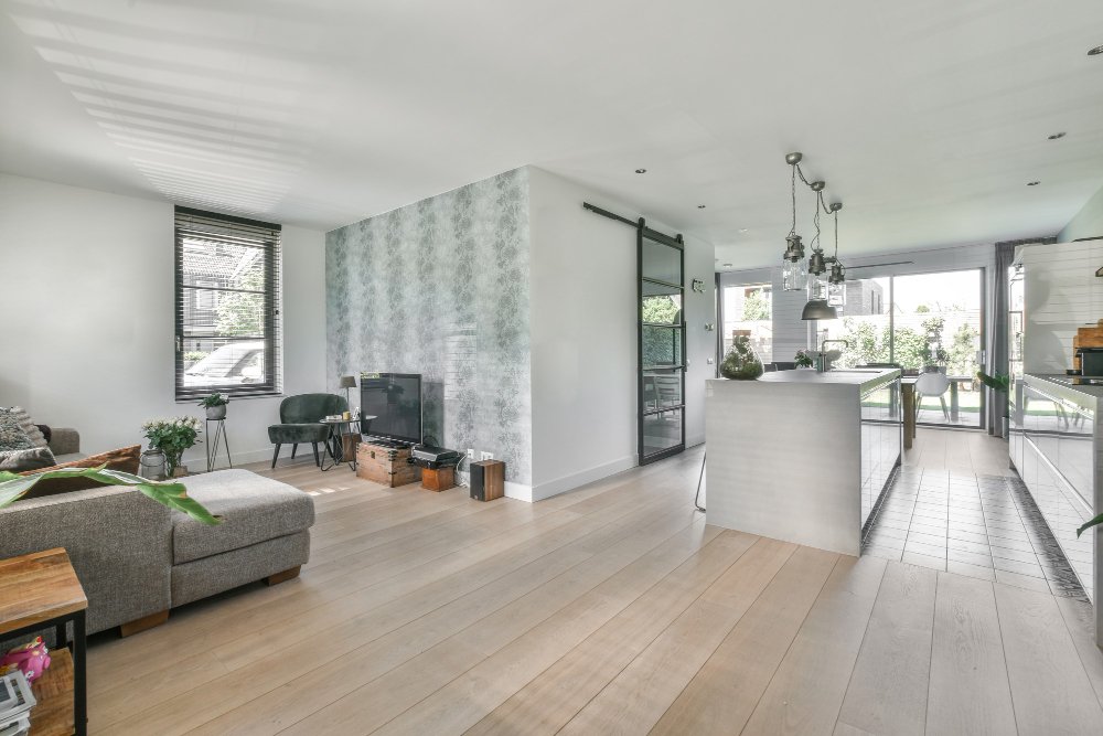 Riva Spain Hardwood Floors Elevating European Residential Elegance